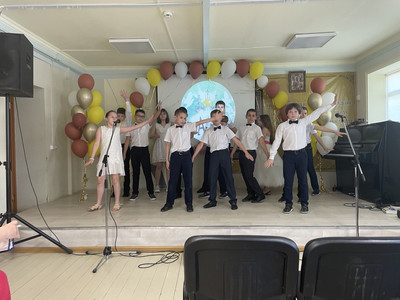 Выпускные в начальной школе!